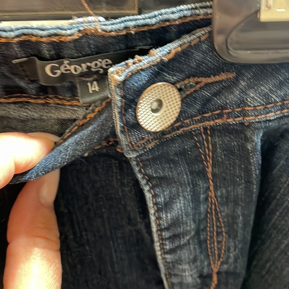 20 inch to 21 inch waist 20 inches long size 14 denim skirt - Picture 2 of 3